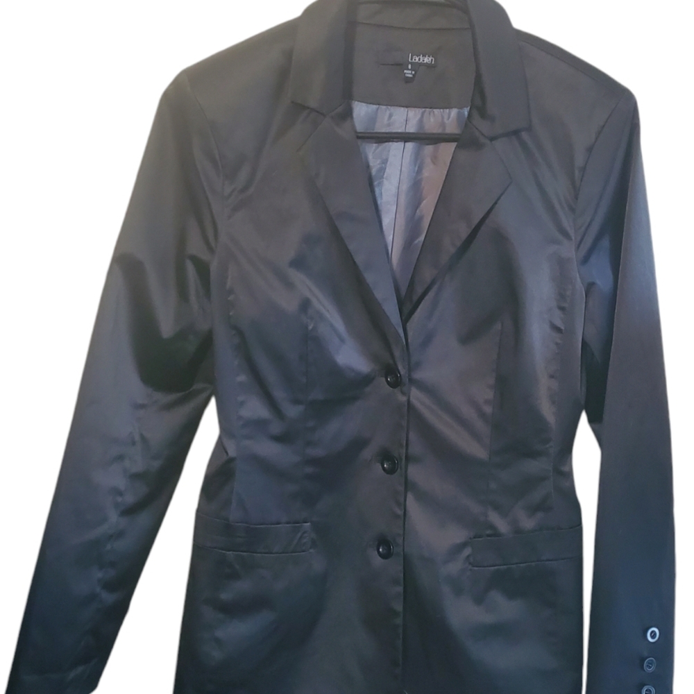 LADAKH JACKET SIZE 8 BLACK BELOW HIP RARE